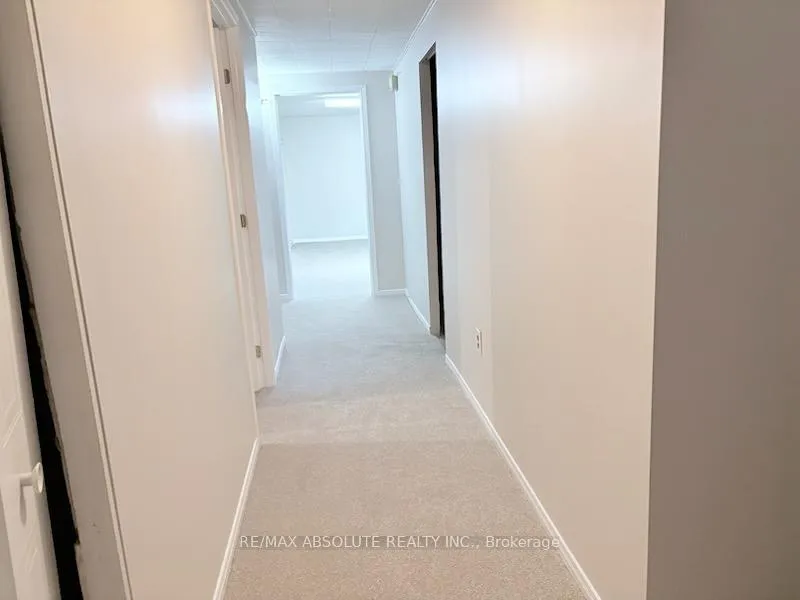 Photo 33 of 20 Harwick Crescent, Ottawa, Lynwood Village — HOMEH