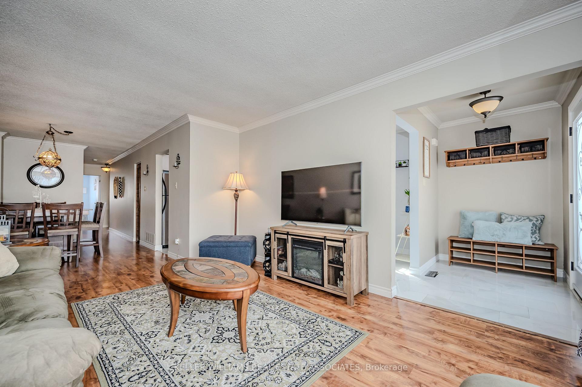 Photo 6 of 147 Quantrell Trail, Scarborough, Malvern — HOMEH