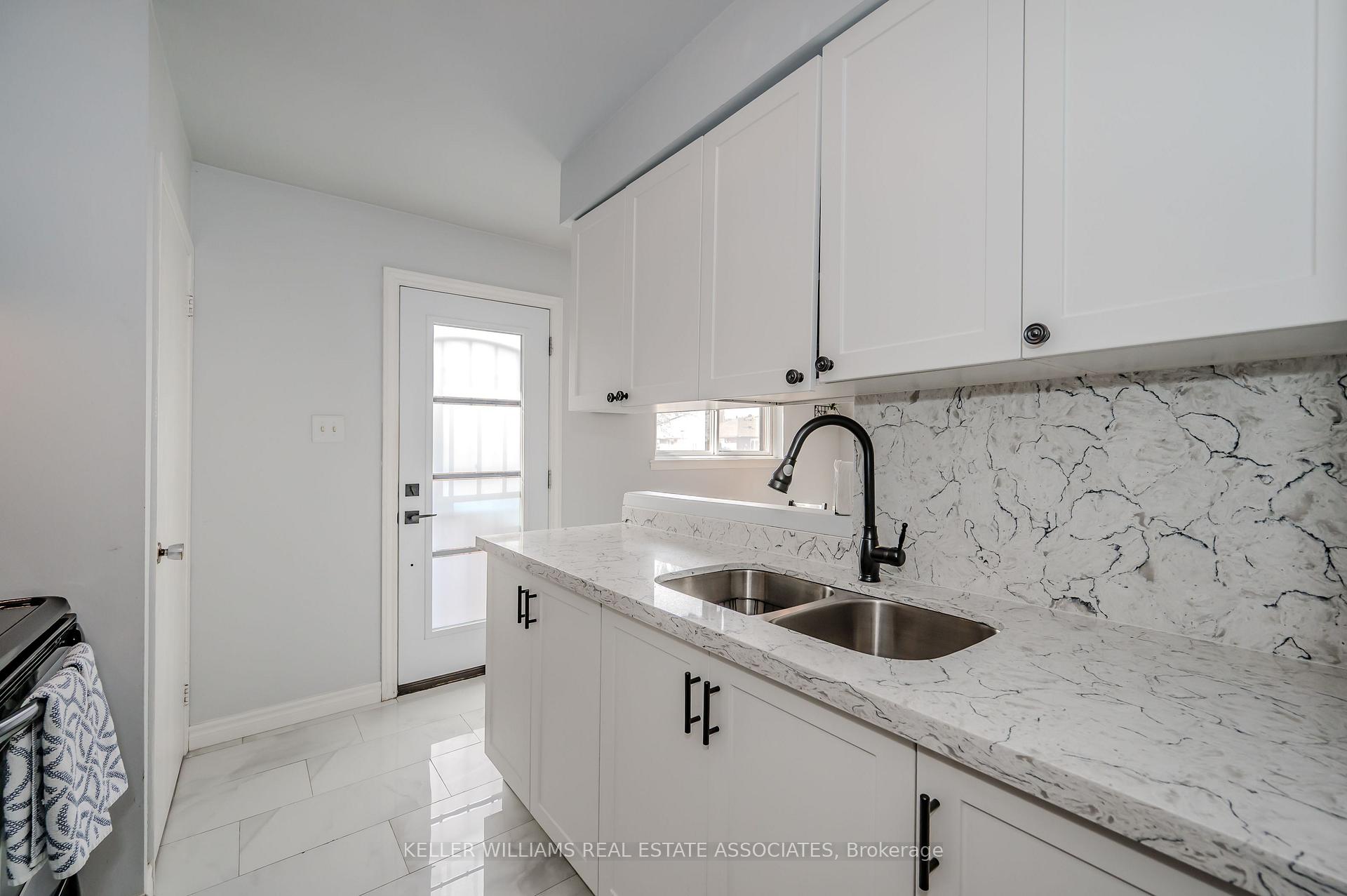 Photo 9 of 147 Quantrell Trail, Scarborough, Malvern — HOMEH