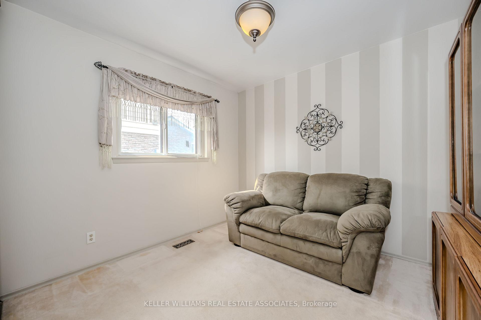 Photo 18 of 147 Quantrell Trail, Scarborough, Malvern — HOMEH