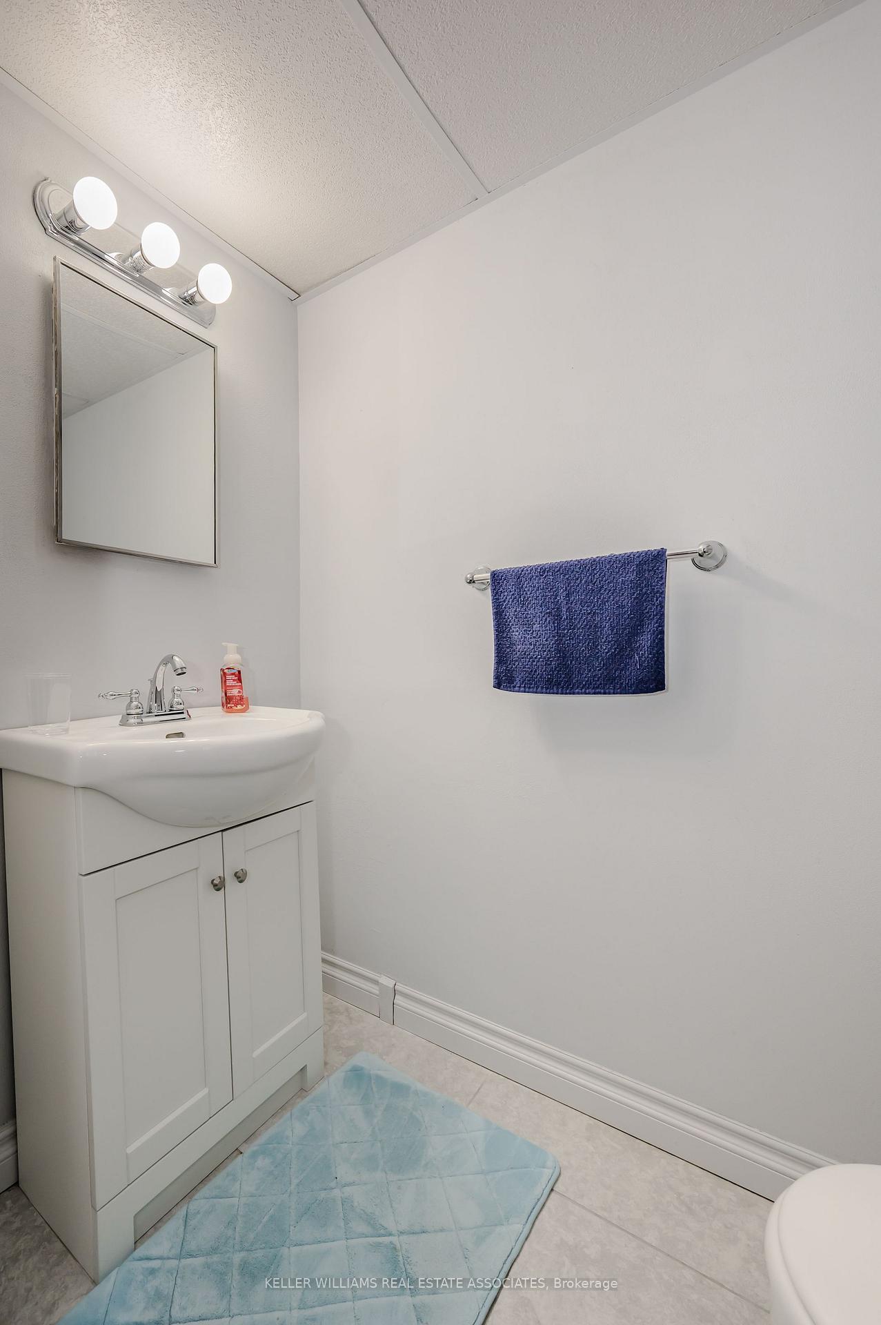 Photo 24 of 147 Quantrell Trail, Scarborough, Malvern — HOMEH