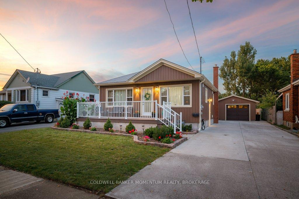 Photo 3 of 22 Rose Avenue, Thorold, Thorold Downtown — HOMEH