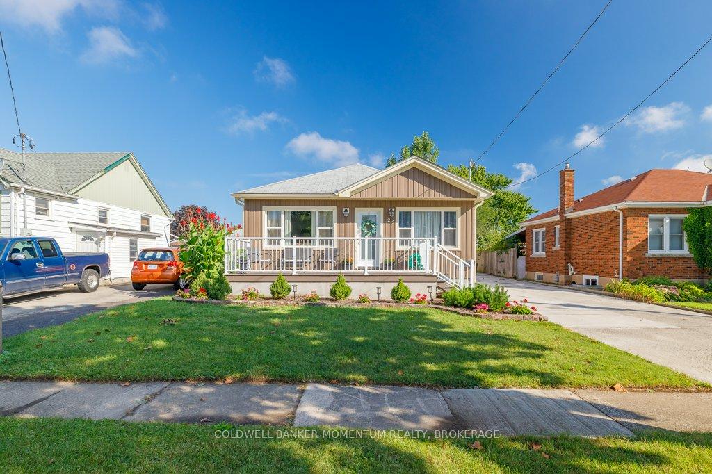 Photo 5 of 22 Rose Avenue, Thorold, Thorold Downtown — HOMEH