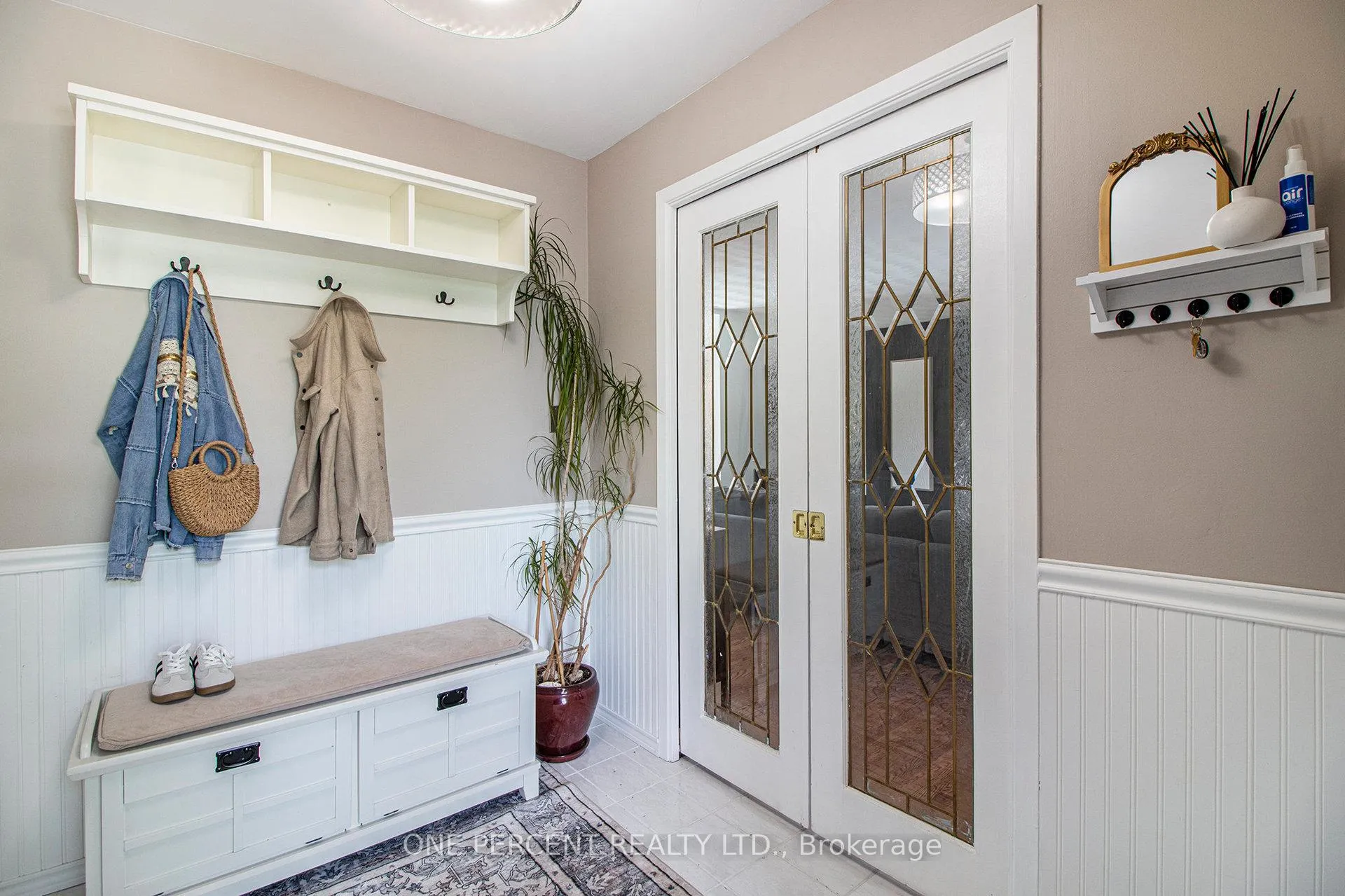 Photo 7 of 1042 Harkness Avenue, Ottawa, Riverside Park — HOMEH