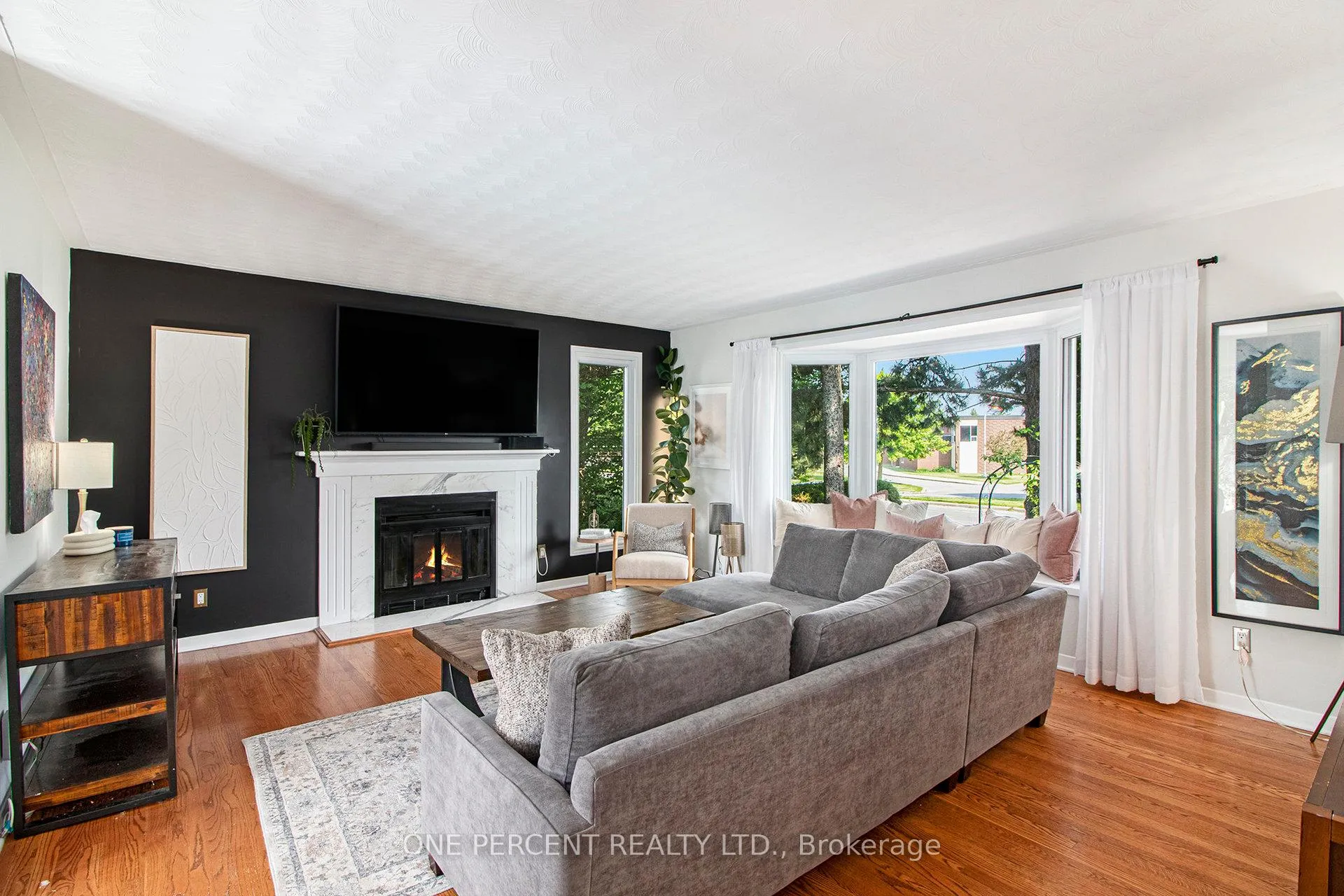 Photo 11 of 1042 Harkness Avenue, Ottawa, Riverside Park — HOMEH