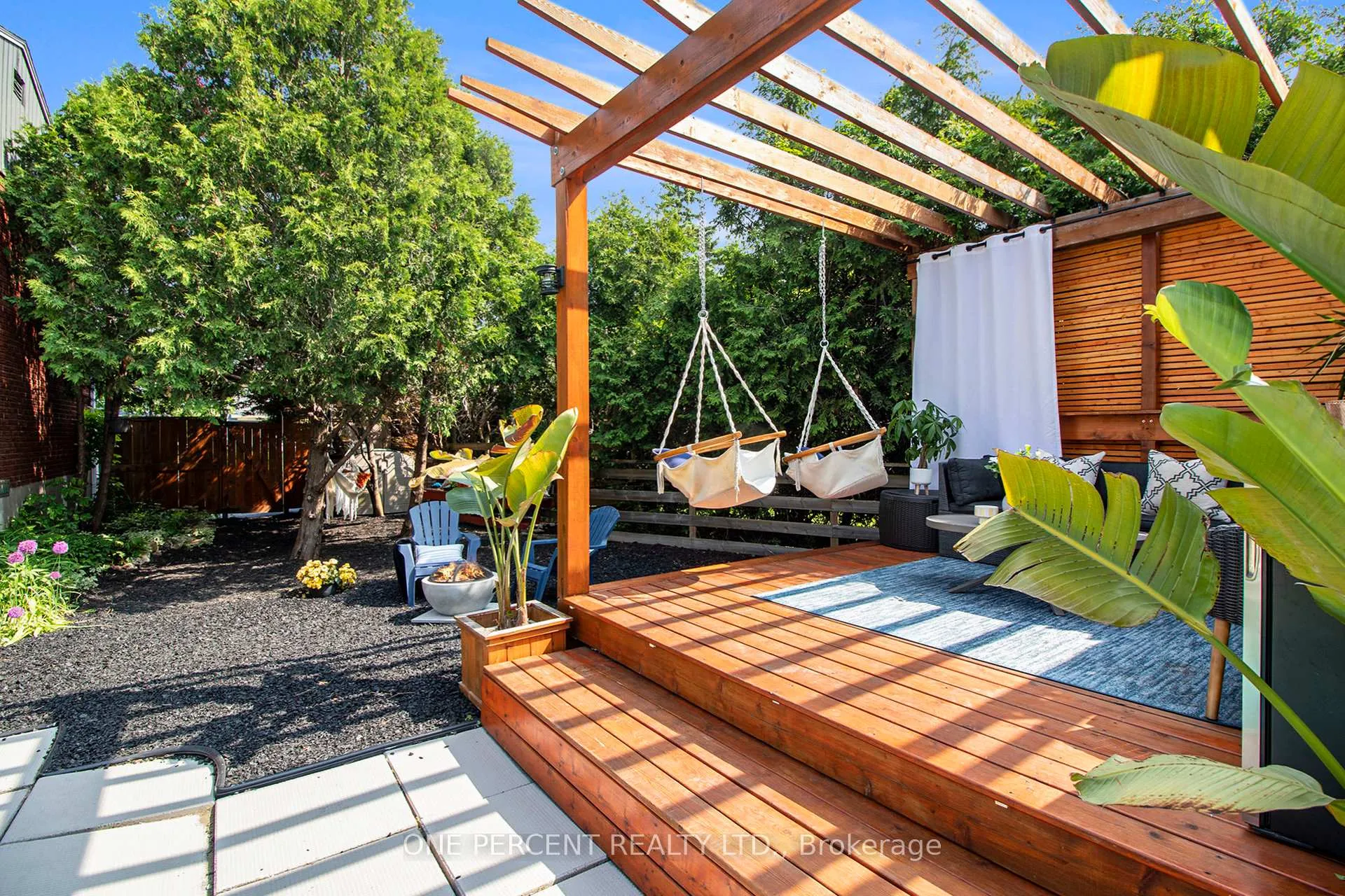 Photo 77 of 1042 Harkness Avenue, Ottawa, Riverside Park — HOMEH