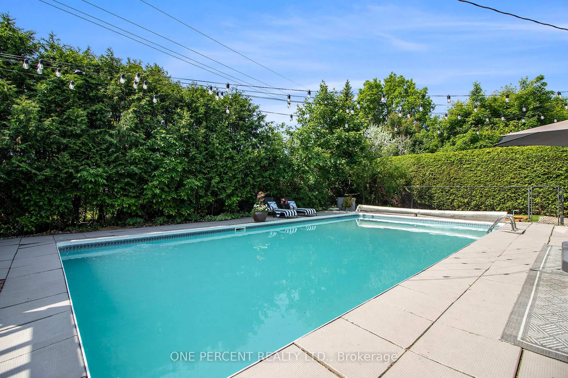 Photo 89 of 1042 Harkness Avenue, Ottawa, Riverside Park — HOMEH
