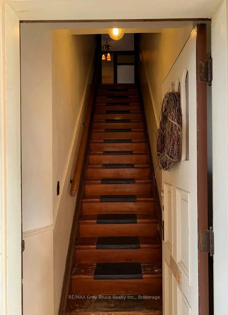 Photo 3 of Unit Suite 2, 235 10th St W, Owen Sound — HOMEH