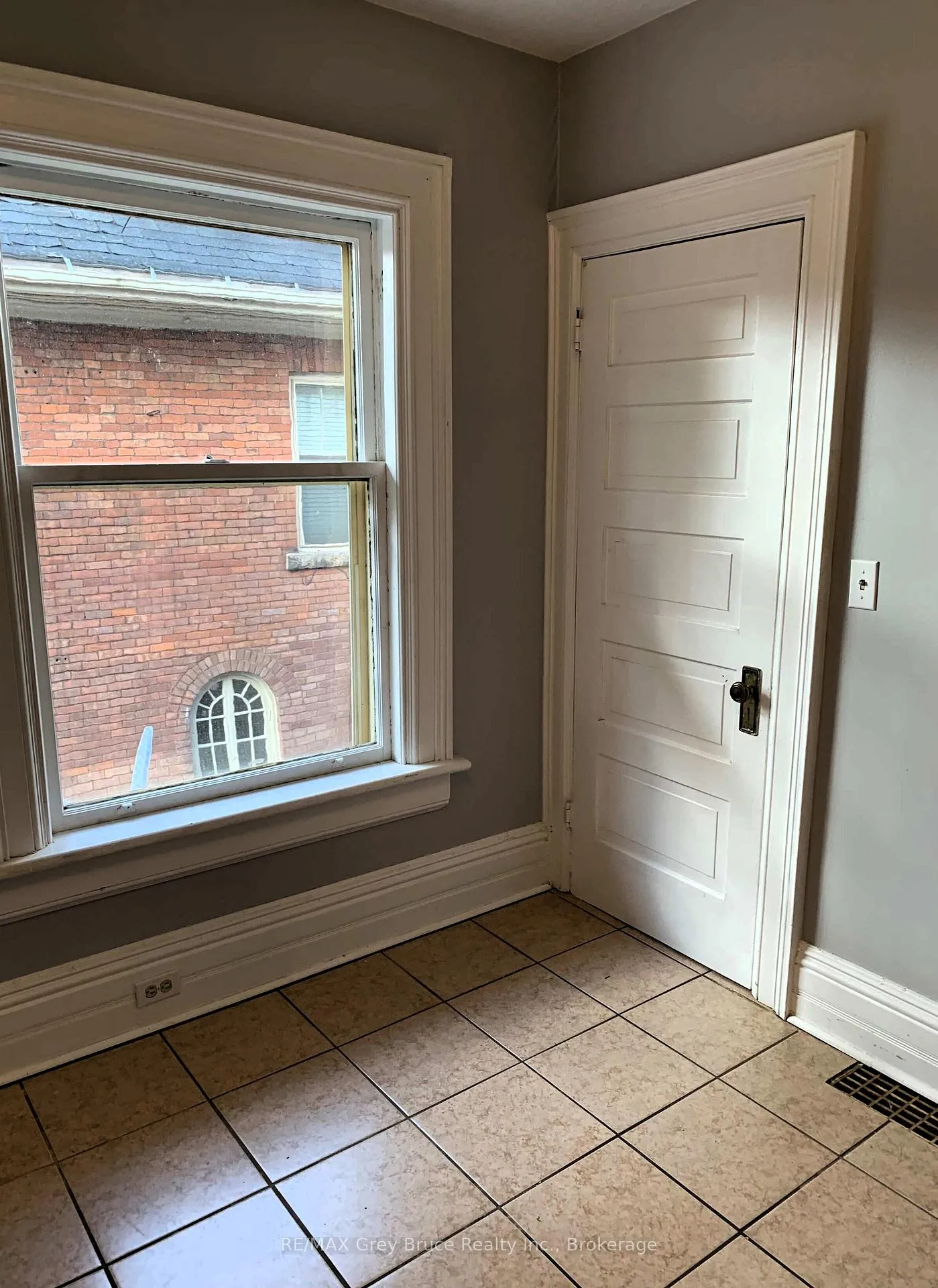 Photo 15 of Unit Suite 2, 235 10th St W, Owen Sound — HOMEH
