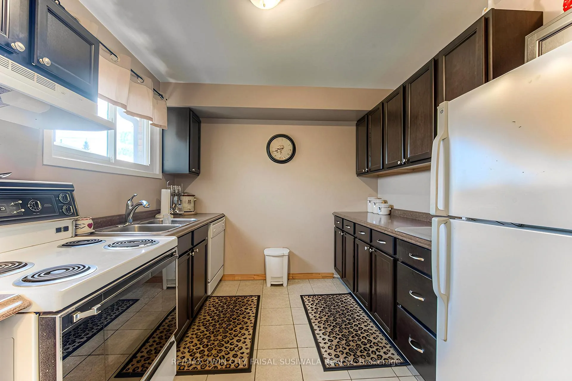 Photo 6 of Unit 6, 70 Morgan Avenue, Kitchener — HOMEH