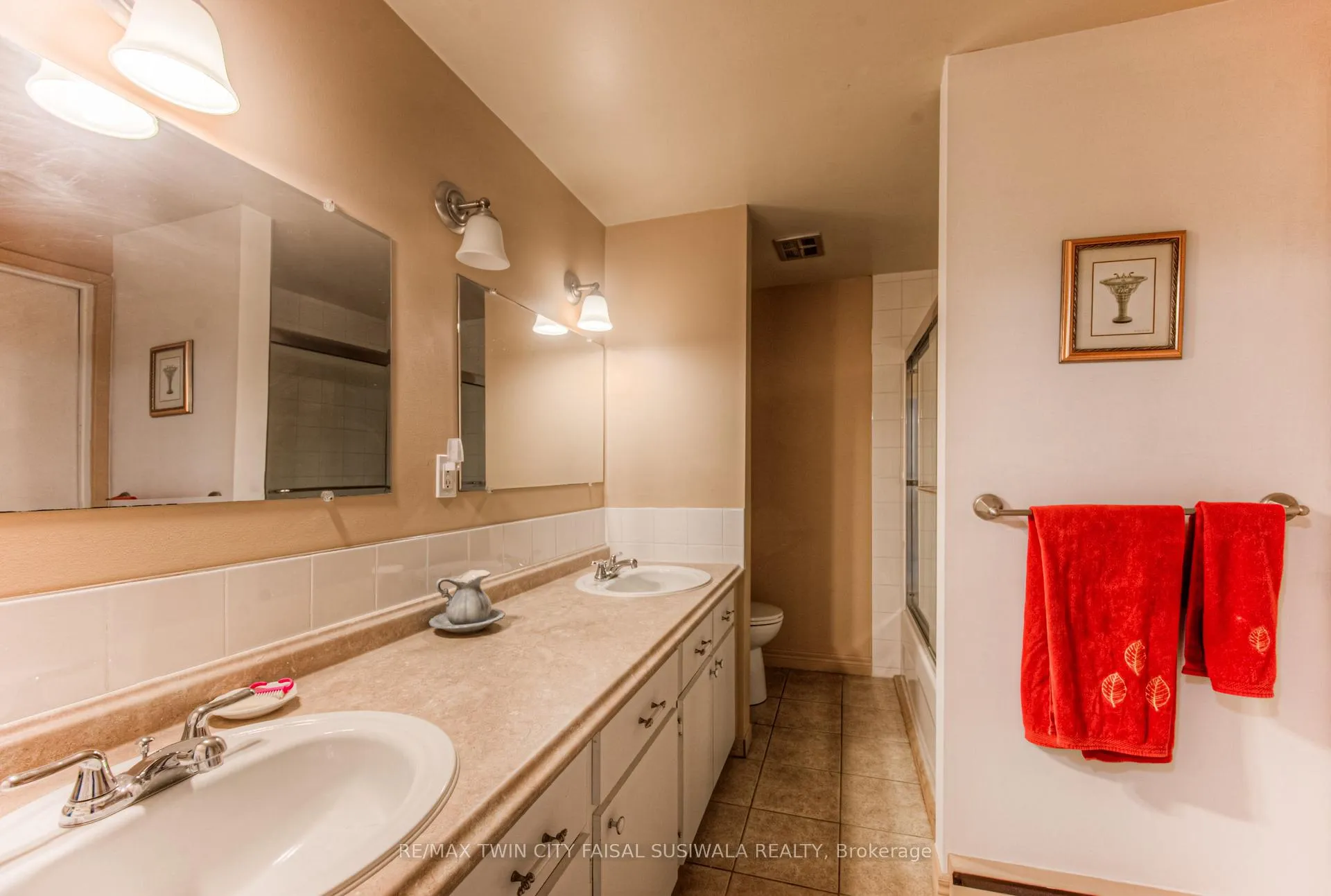 Photo 11 of Unit 6, 70 Morgan Avenue, Kitchener — HOMEH