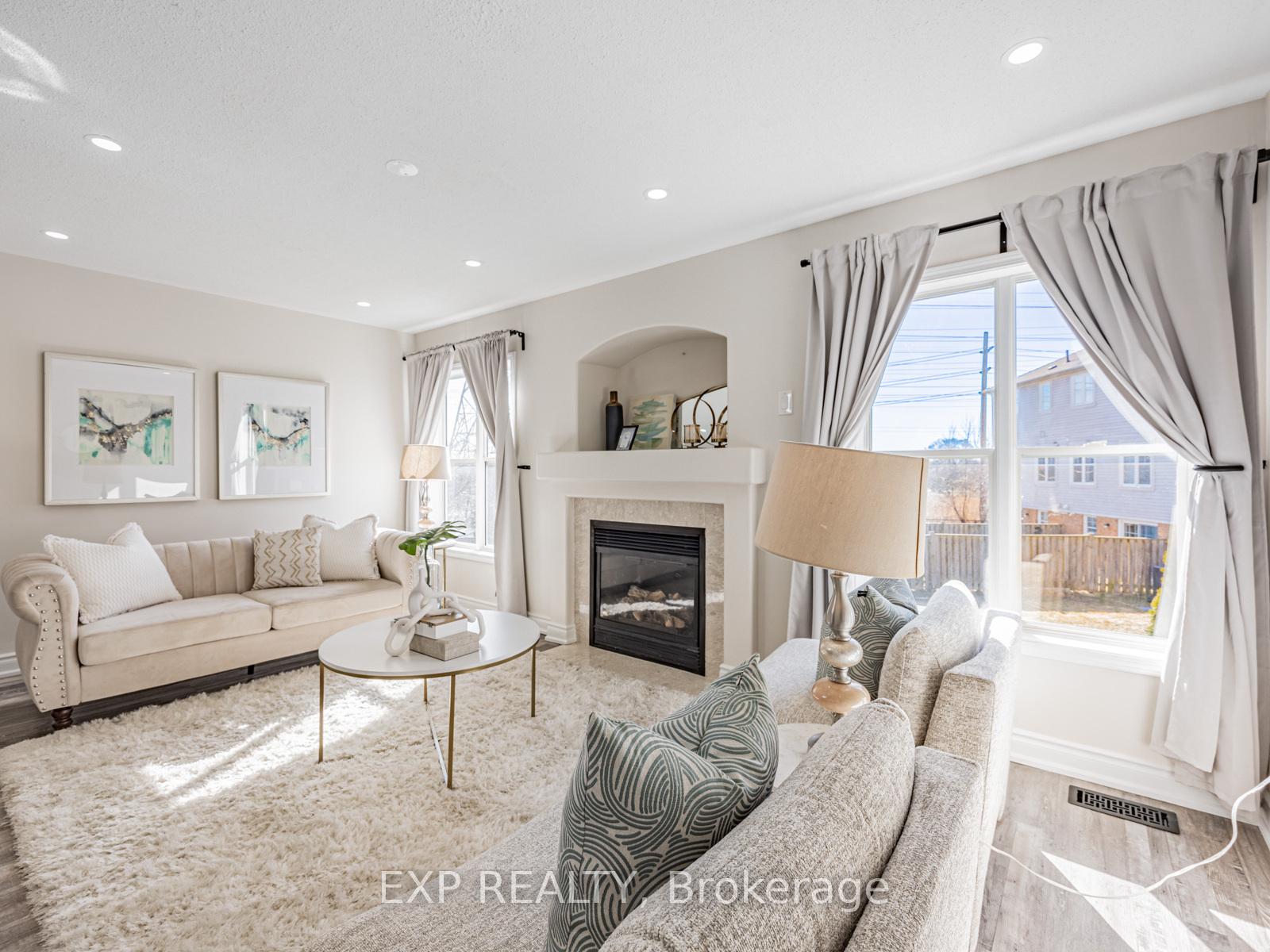 Photo 5 of 67 Trailview Terrace, Scarborough, Rouge — HOMEH