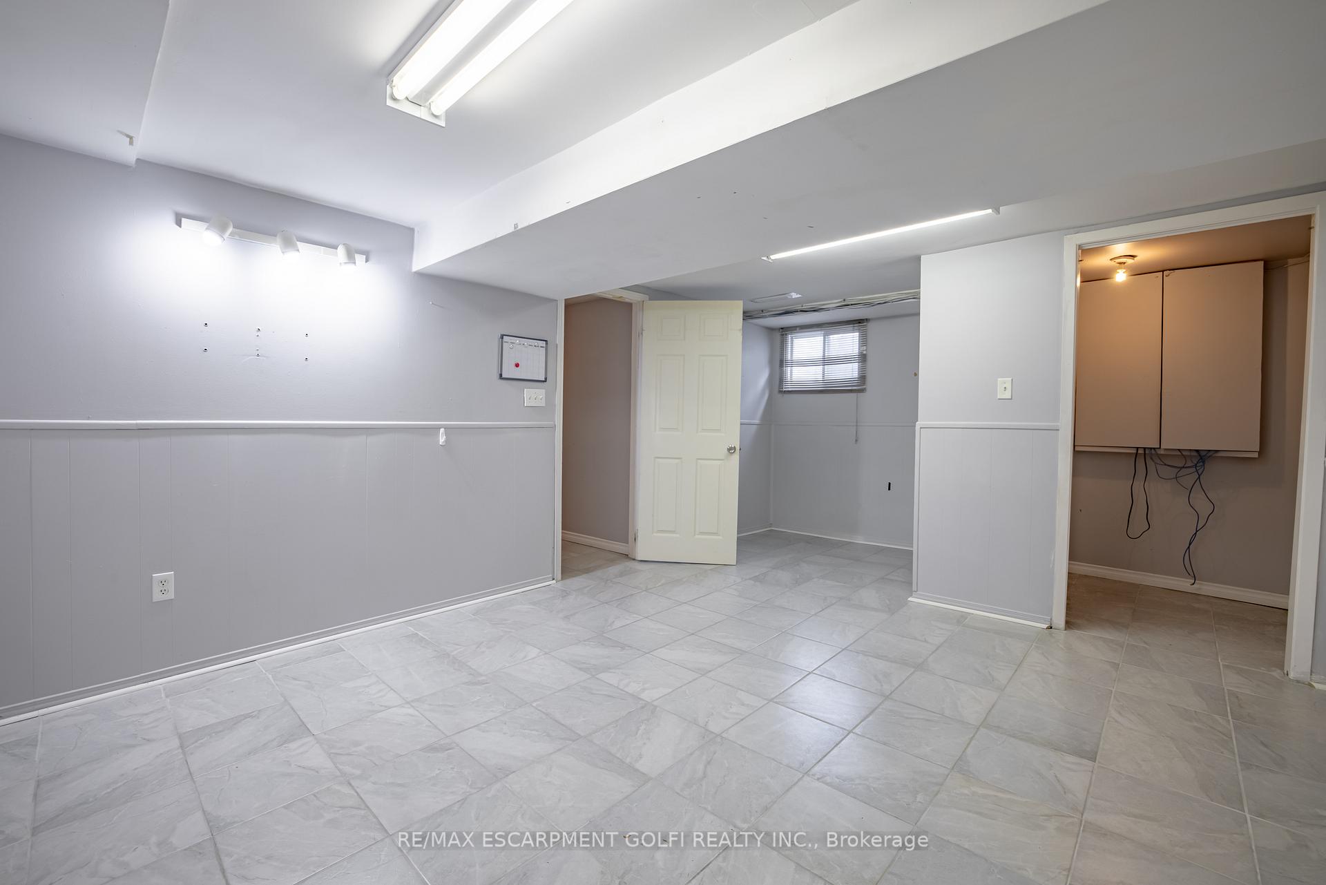 Photo 27 of 25 Lampman Crescent, Thorold, Confederation Heights — HOMEH
