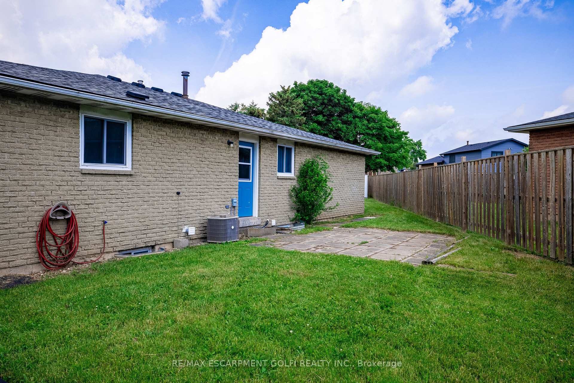 Photo 32 of 25 Lampman Crescent, Thorold, Confederation Heights — HOMEH