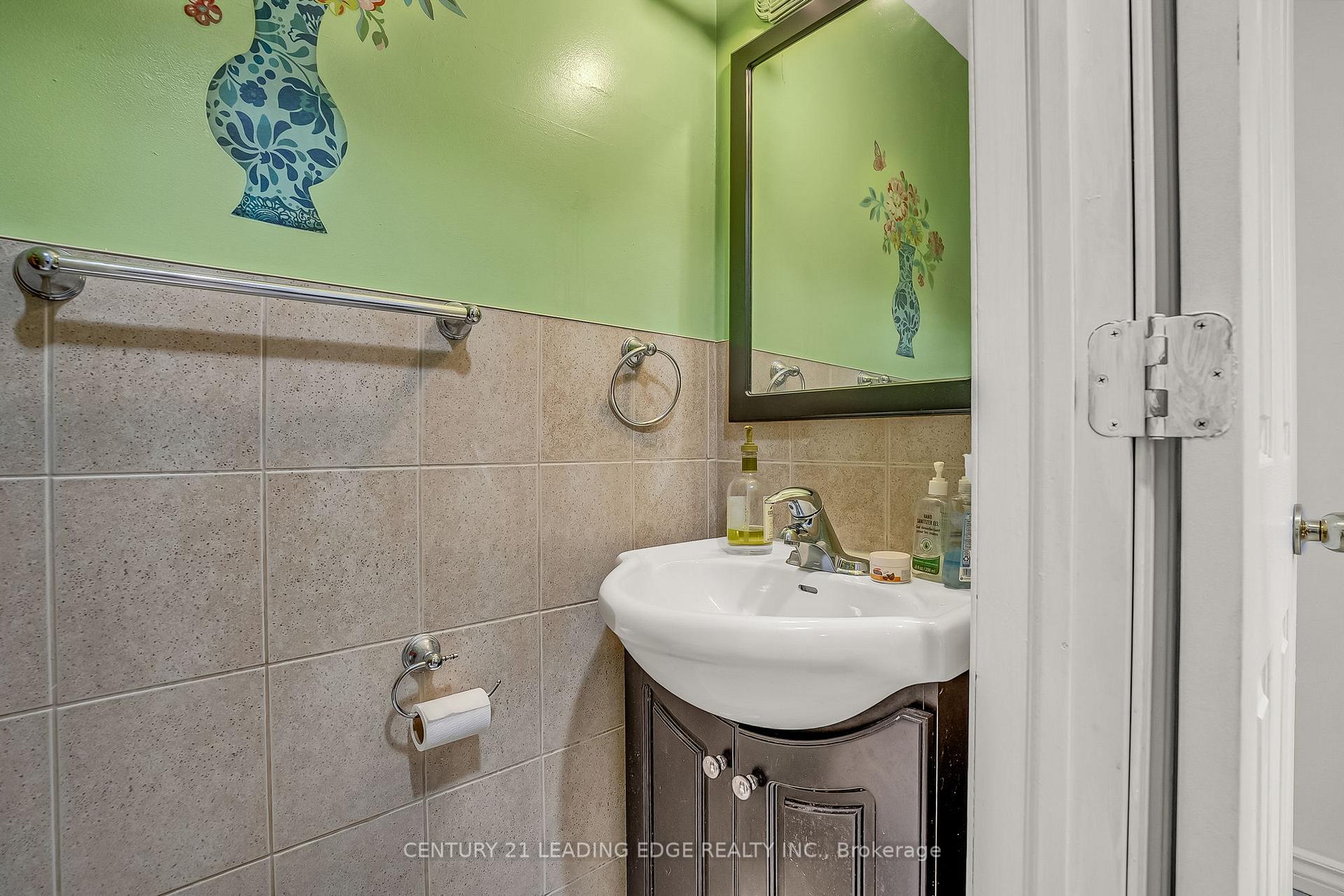 Photo 5 of 27 Bradstone Square, Scarborough, Malvern — HOMEH