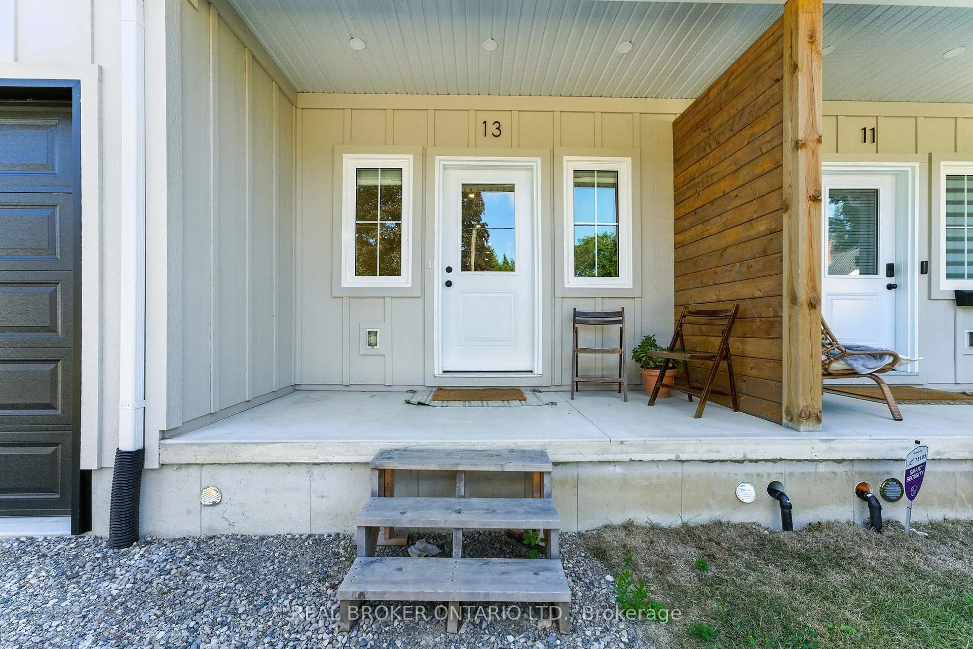 Photo 4 of 13 Linden Street, Aylmer — HOMEH