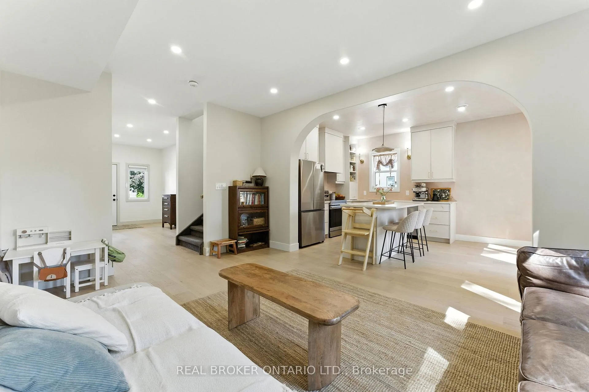 Photo 17 of 13 Linden Street, Aylmer — HOMEH
