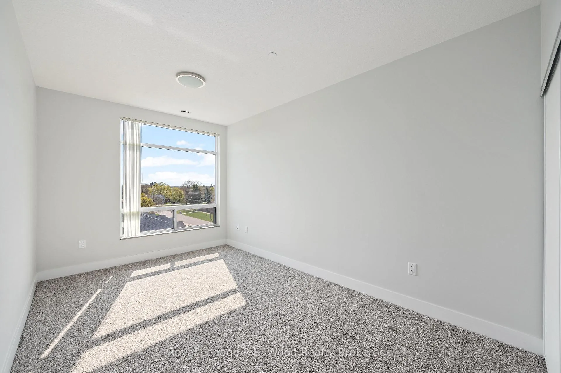 Photo 11 of Unit 101, 11 Jane Street, Aylmer — HOMEH