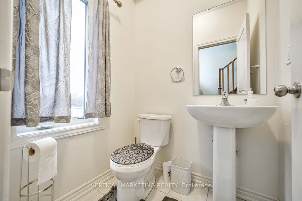 Photo 24 of Unit Entire, 15 Coppini Lane, Ajax, South East — HOMEH