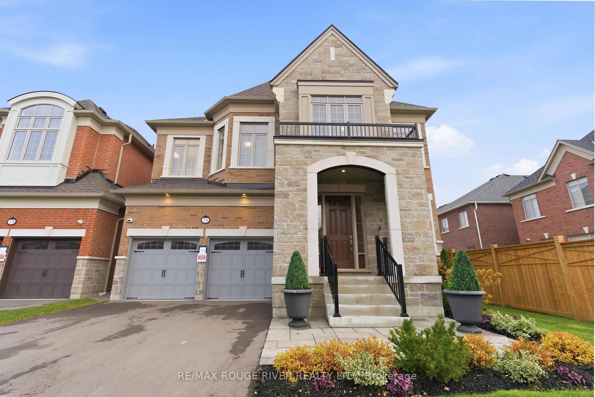 Photo 1 of 15 Brabin Circle, Whitby, Rural Whitby — HOMEH