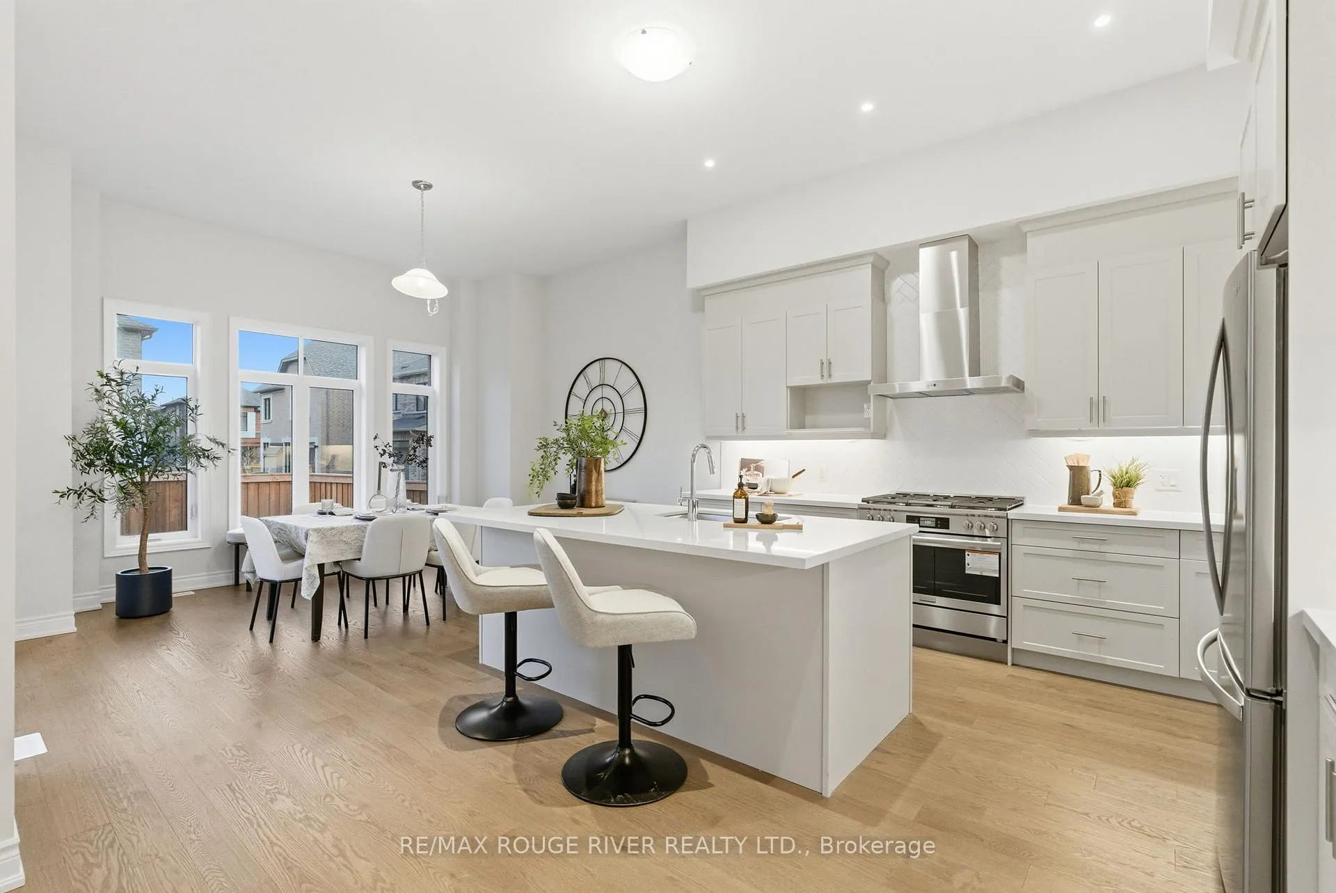 Photo 13 of 15 Brabin Circle, Whitby, Rural Whitby — HOMEH