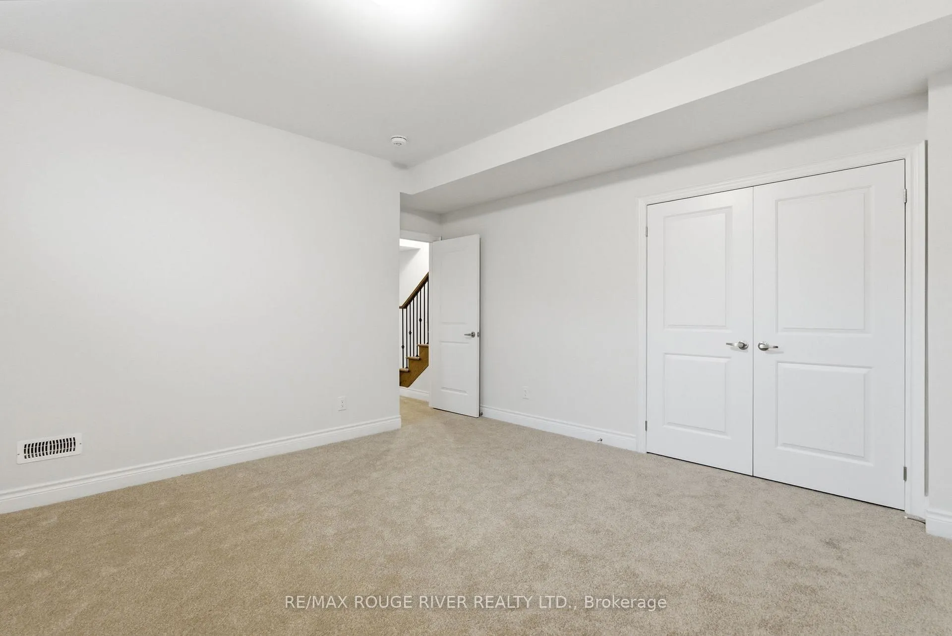 Photo 46 of 15 Brabin Circle, Whitby, Rural Whitby — HOMEH
