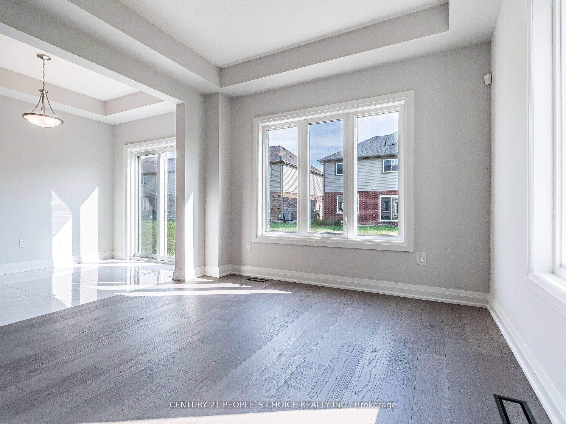 Photo 10 of 100 Bur Oak Drive, Thorold, Confederation Heights — HOMEH