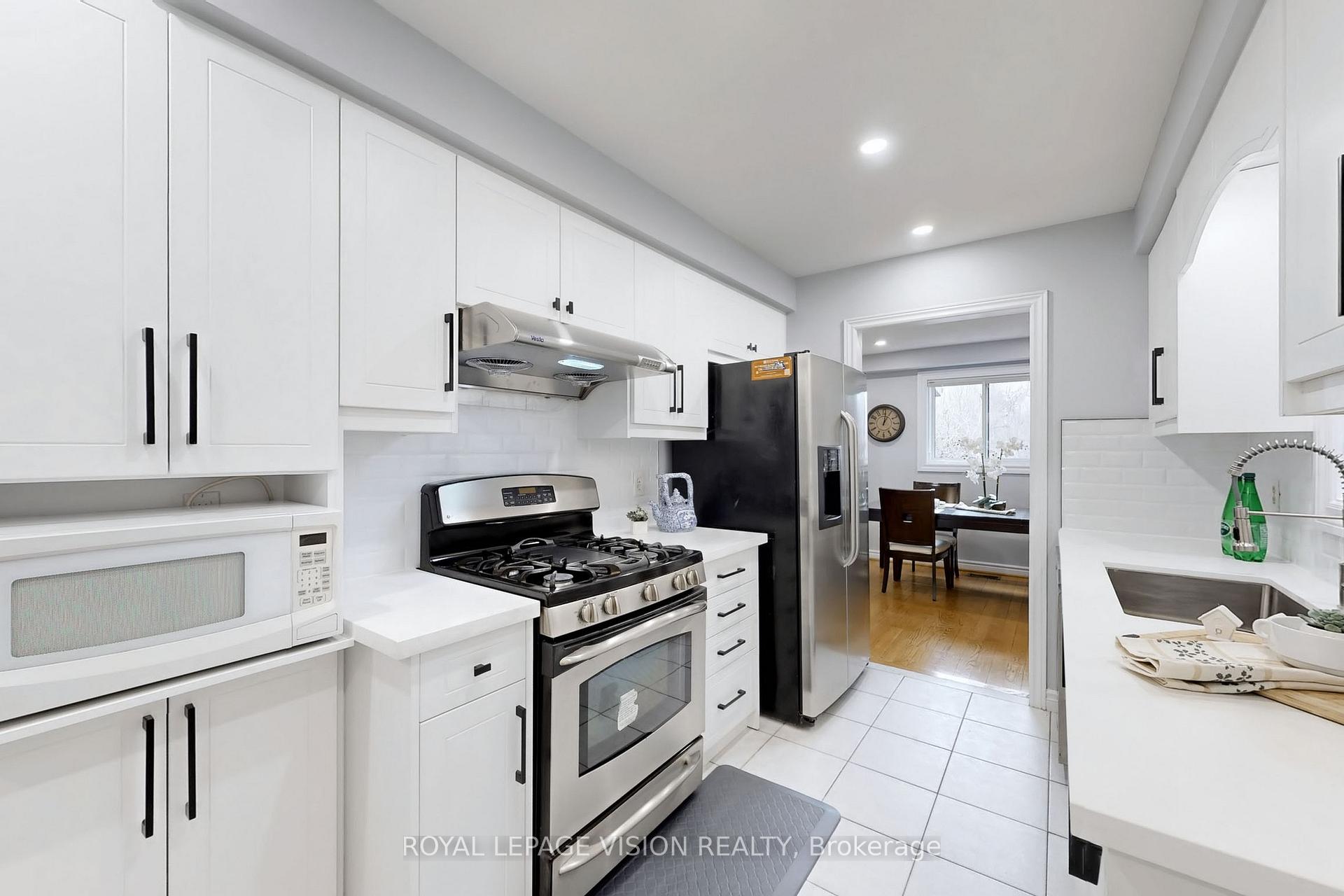 Photo 11 of 196 Generation Boulevard, Scarborough, Rouge — HOMEH