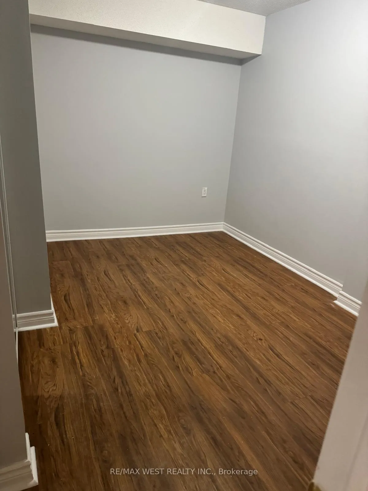 Photo 11 of Unit Bsmt, 14 Deerchase Road, Brampton, Brampton East — HOMEH
