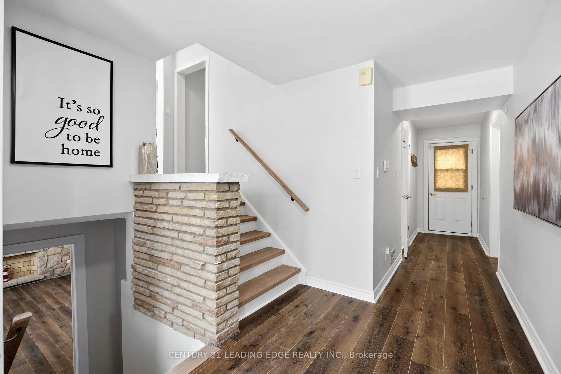 Photo 4 of 532 Park Road N, Oshawa, McLaughlin — HOMEH