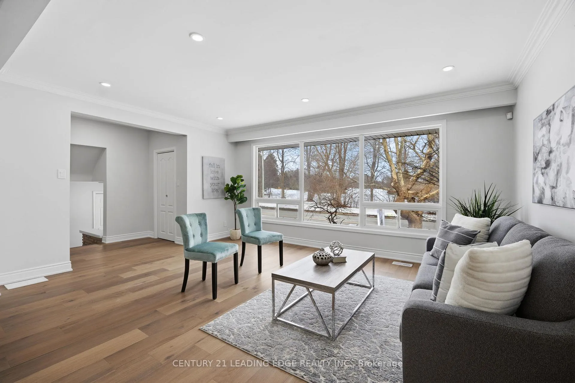 Photo 7 of 532 Park Road N, Oshawa, McLaughlin — HOMEH