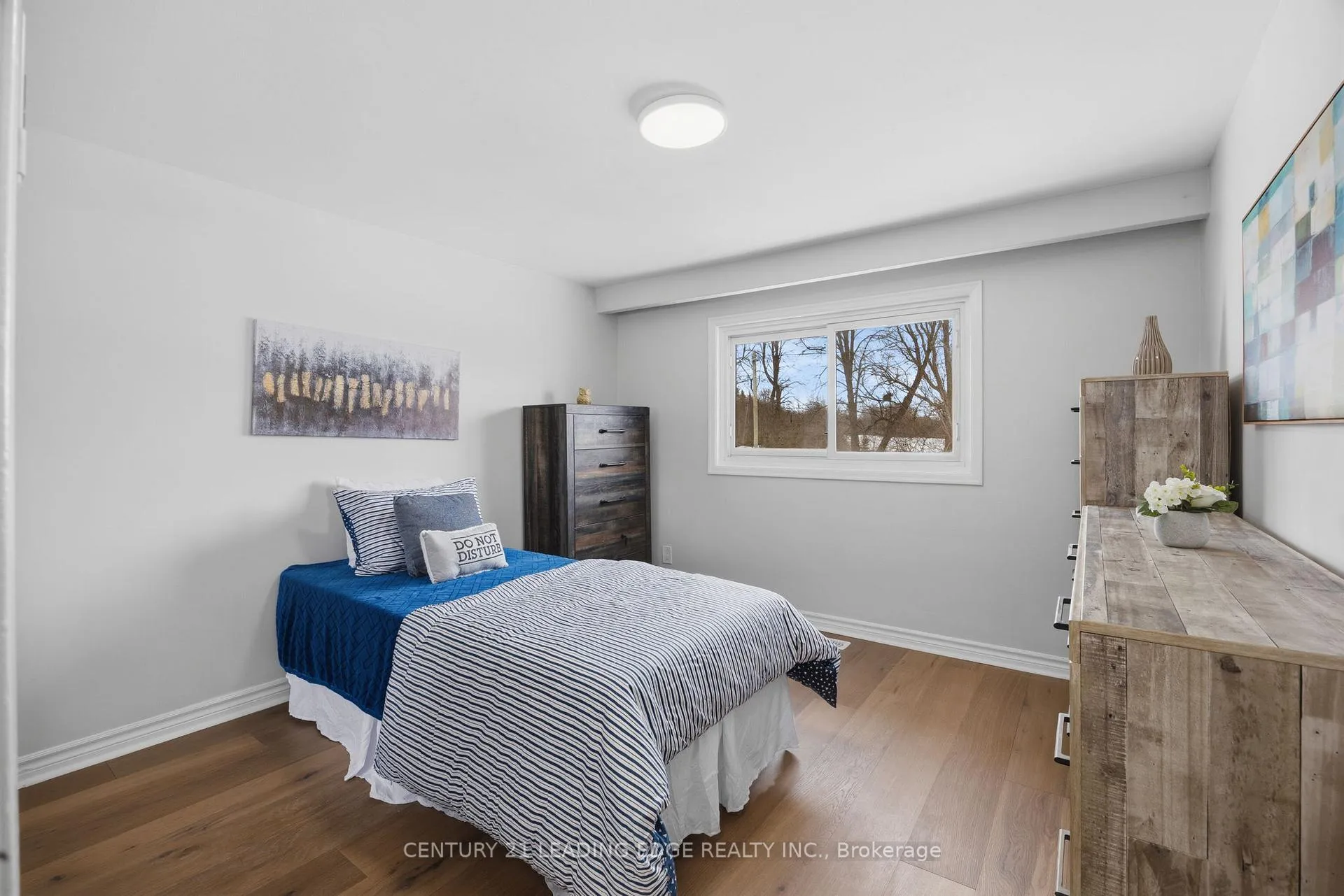 Photo 17 of 532 Park Road N, Oshawa, McLaughlin — HOMEH