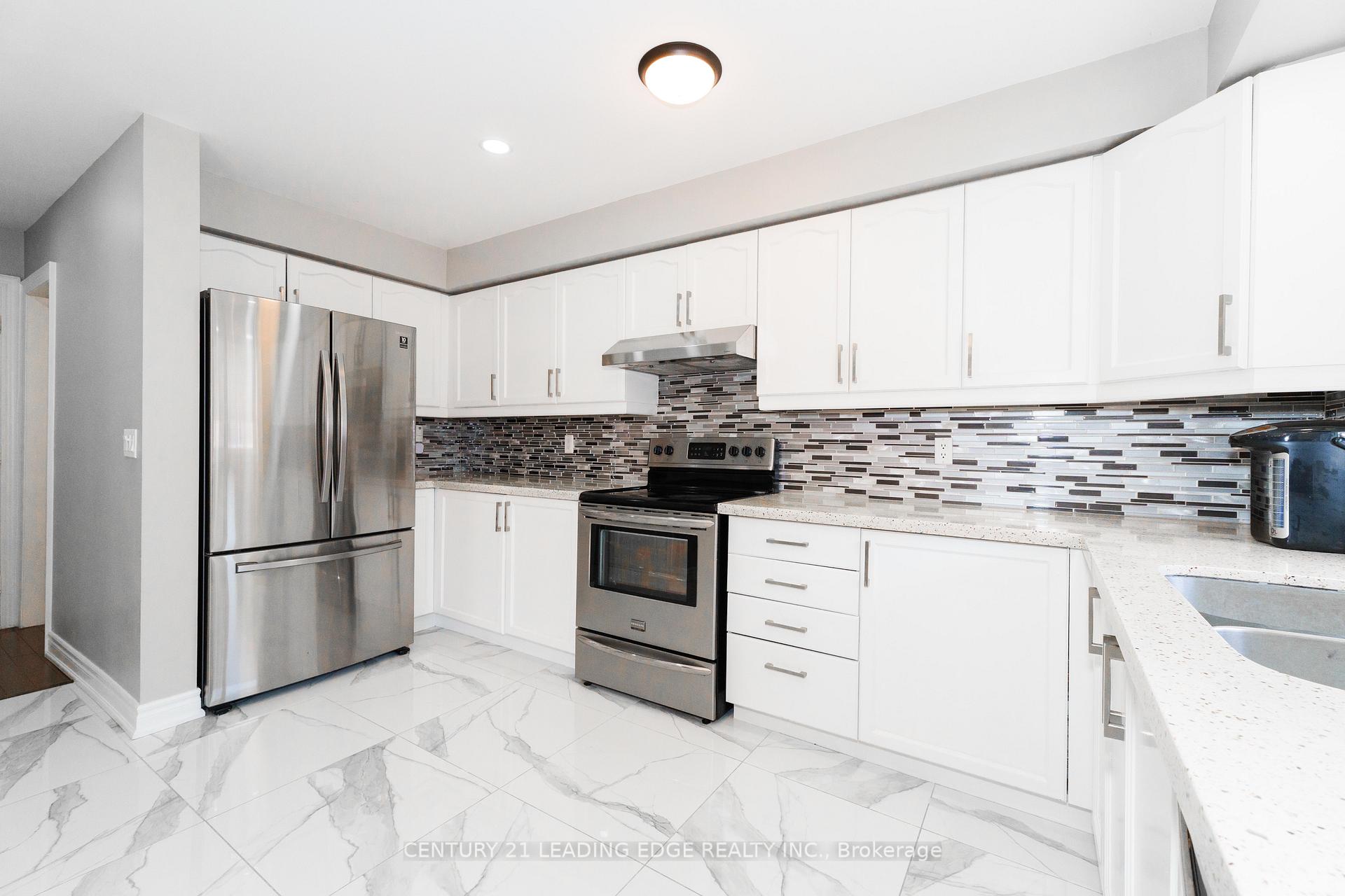 Photo 7 of 628 Staines Road, Scarborough, Rouge — HOMEH