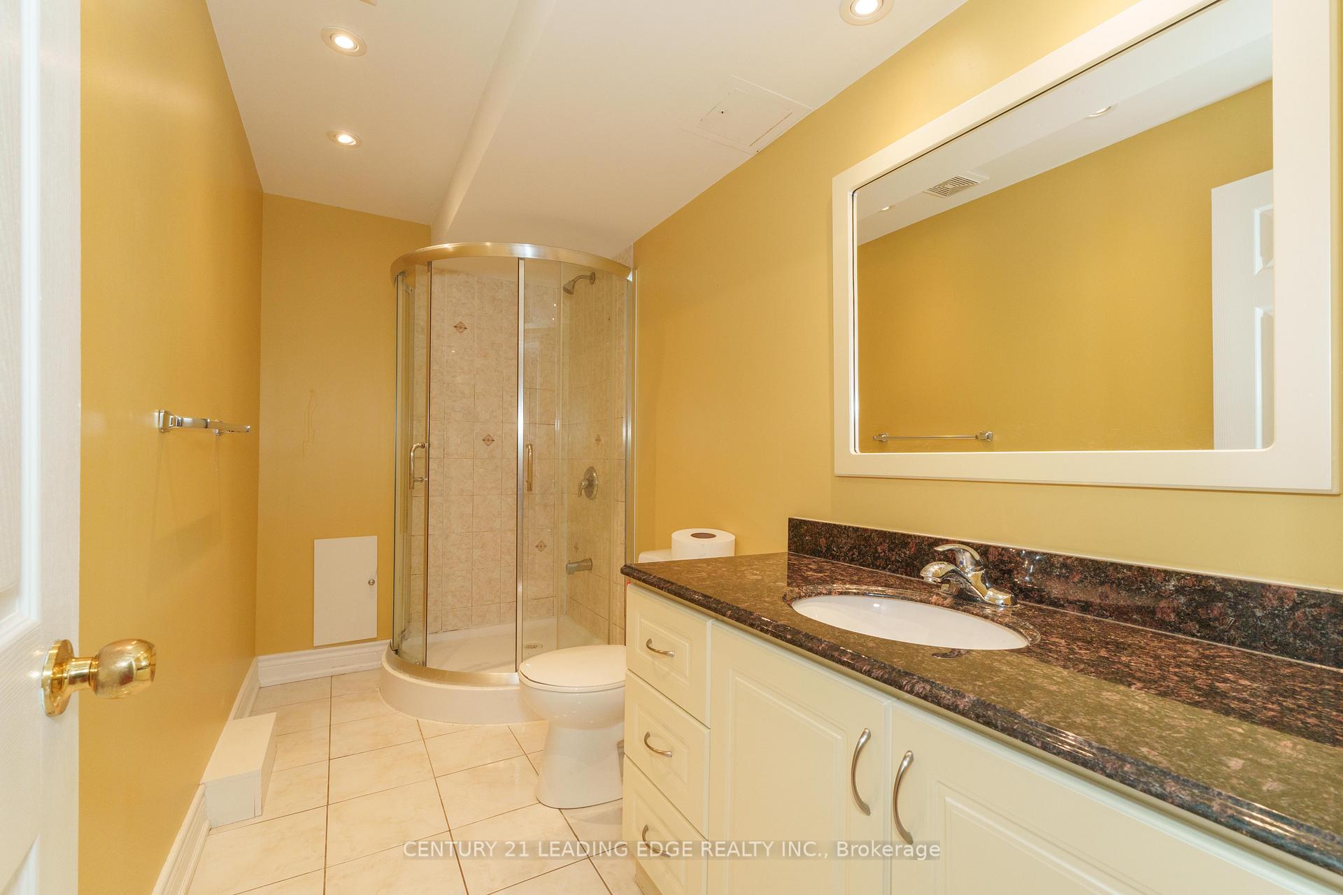 Photo 15 of 628 Staines Road, Scarborough, Rouge — HOMEH