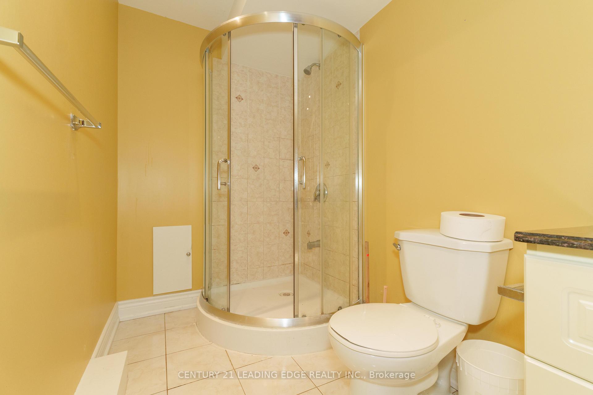 Photo 16 of 628 Staines Road, Scarborough, Rouge — HOMEH