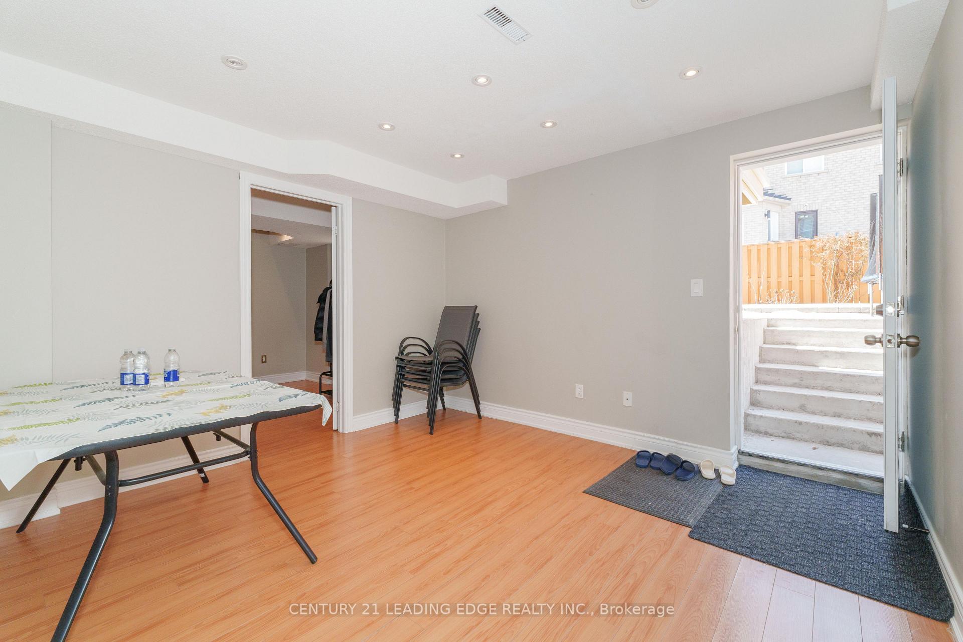 Photo 19 of 628 Staines Road, Scarborough, Rouge — HOMEH