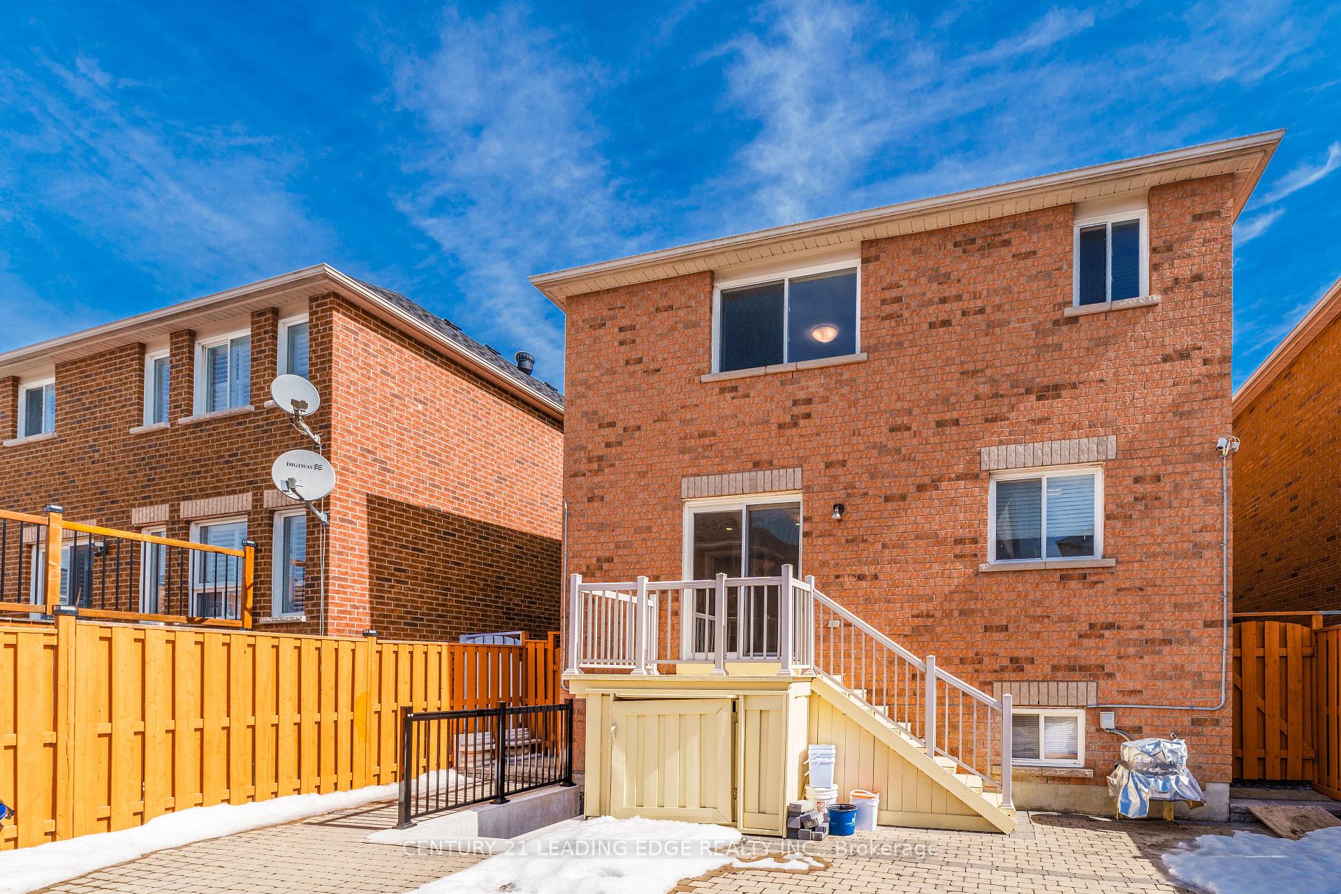 Photo 24 of 628 Staines Road, Scarborough, Rouge — HOMEH