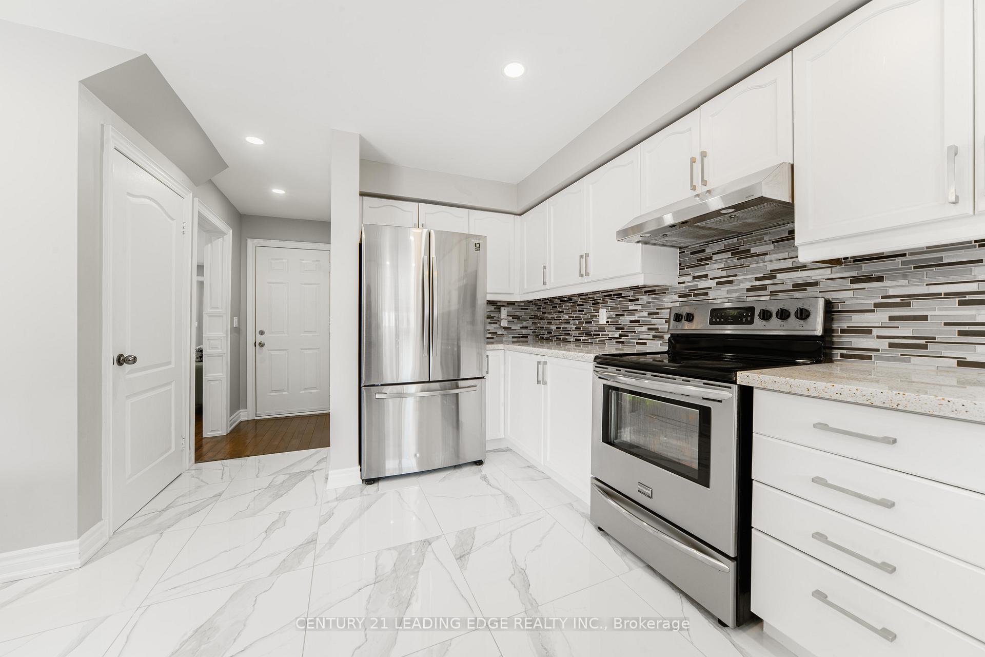 Photo 35 of 628 Staines Road, Scarborough, Rouge — HOMEH