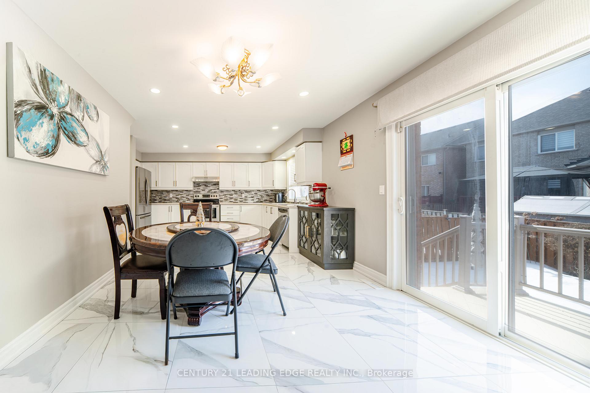 Photo 38 of 628 Staines Road, Scarborough, Rouge — HOMEH
