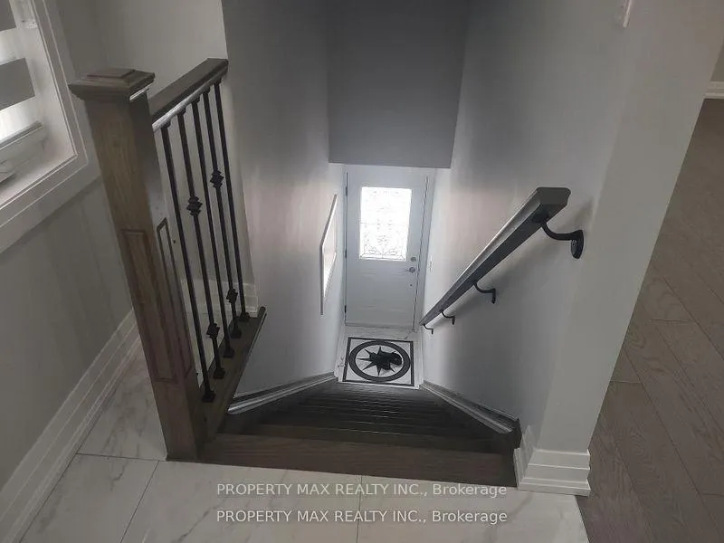 Photo 4 of Unit UNIT 2 (2nd floor), 14 Burton Street, Belleville, Belleville Ward — HOMEH
