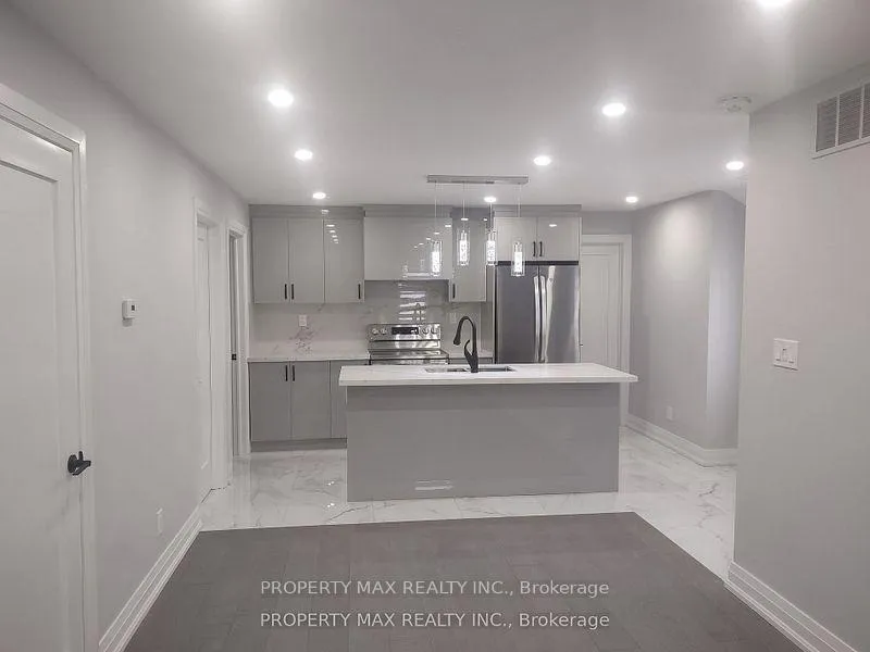 Photo 17 of Unit UNIT 2 (2nd floor), 14 Burton Street, Belleville, Belleville Ward — HOMEH
