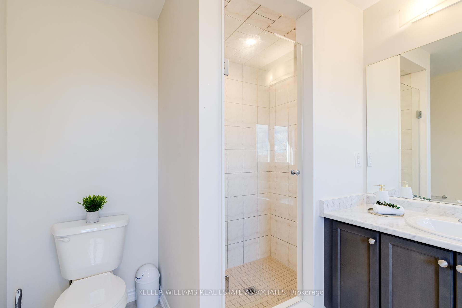 Photo 13 of 86 Esther Crescent, Thorold, Hurricane/Merrittville — HOMEH