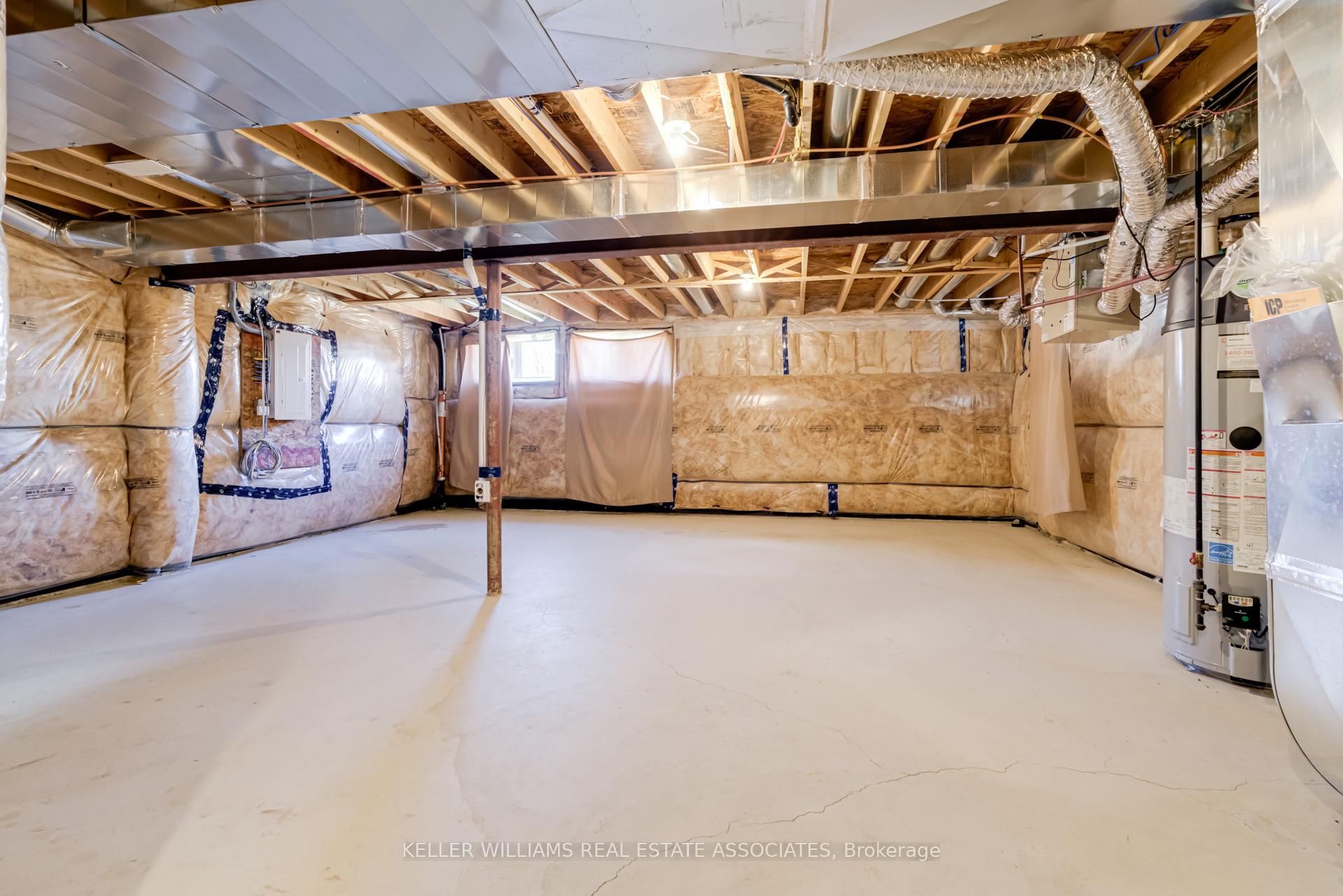 Photo 21 of 86 Esther Crescent, Thorold, Hurricane/Merrittville — HOMEH