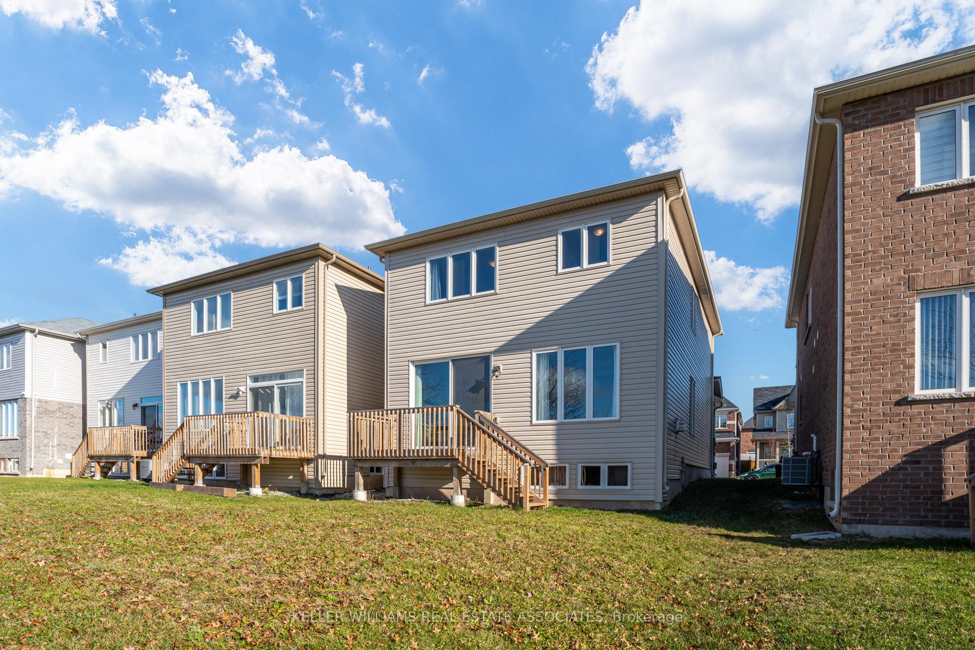 Photo 23 of 86 Esther Crescent, Thorold, Hurricane/Merrittville — HOMEH