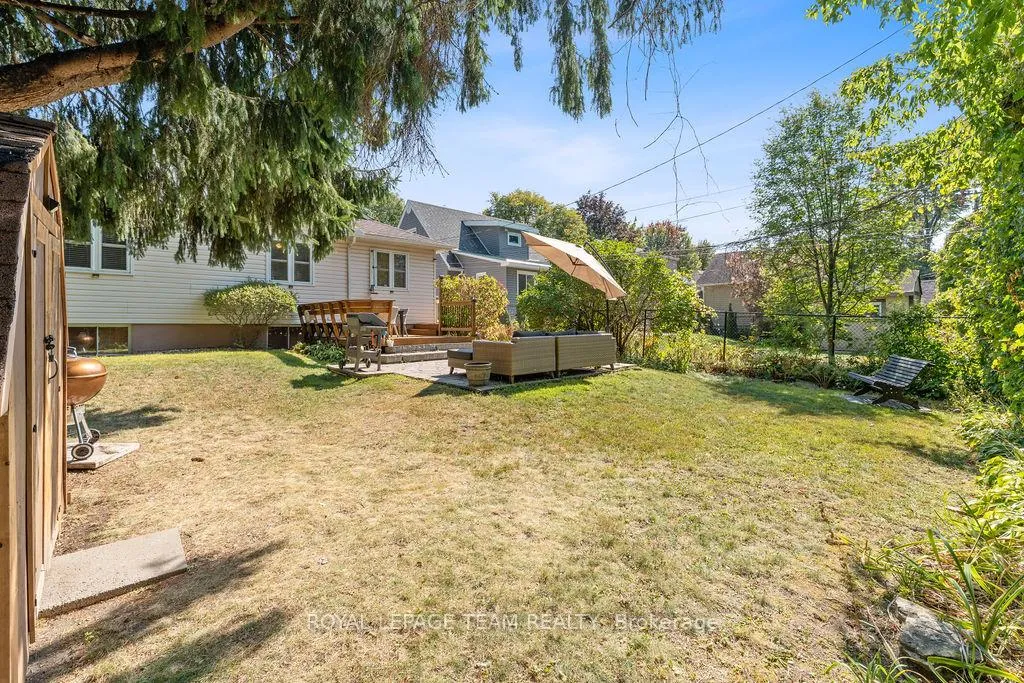 Photo 94 of 1548 Caledon Street, Ottawa, Riverview Park — HOMEH