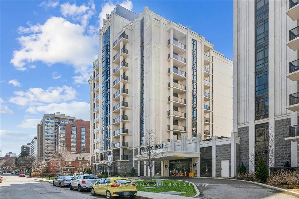 Front of Unit 1001, 81 Robinson Street