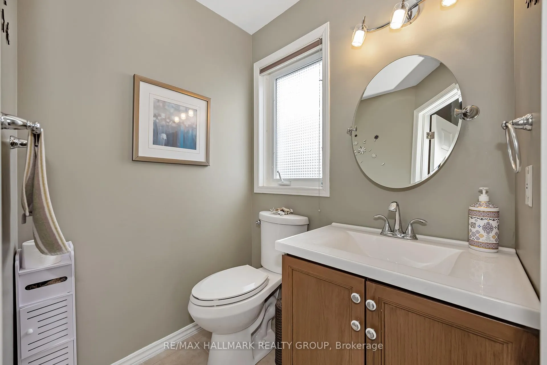 Photo 17 of 1614 Varennes Boulevard, Ottawa, Fallingbrook/Pineridge — HOMEH