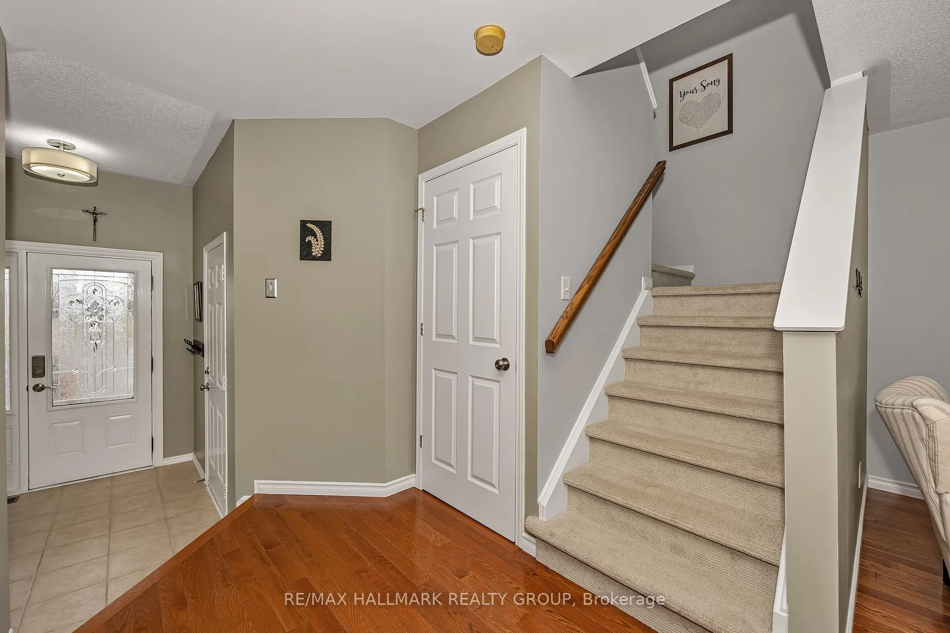 Photo 18 of 1614 Varennes Boulevard, Ottawa, Fallingbrook/Pineridge — HOMEH