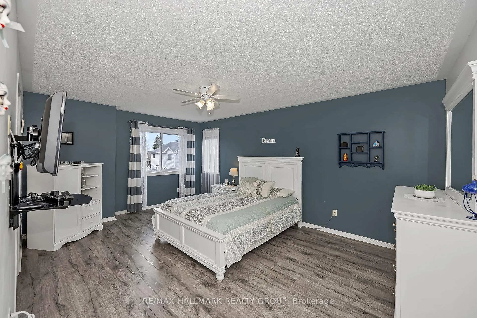 Photo 20 of 1614 Varennes Boulevard, Ottawa, Fallingbrook/Pineridge — HOMEH