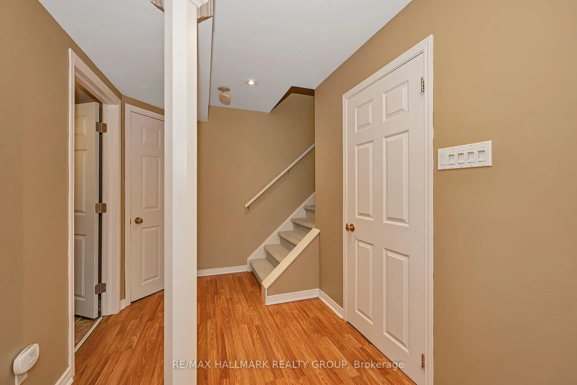 Photo 31 of 1614 Varennes Boulevard, Ottawa, Fallingbrook/Pineridge — HOMEH